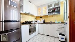 Queens (D3), Condominium #595806751